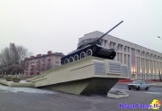 Гомель. Танк Т-34-85 на площади Восстания