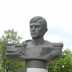 Памятник Карвату в Бресте