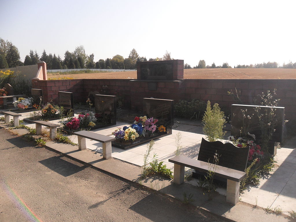 Аллея погибших в давке на Немиге. Чижовское кладбище